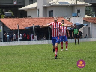 
<a style='margin-left: 5px;' class='btn btn-xs btn-social btn-facebook' href='https://www.facebook.com/sharer/sharer.php?u=https://www.boladovale.com.br/imgs/800-800-90/conteudo/fotos/1346/img5028.jpg' rel='popup' data-width='500' data-height='400'><i class='fa fa-facebook'></i>Compartilhar <span class='hidden-xs'>no Facebook</span>
</a> 
<a class='btn btn-default btn-xs' target='_blank' href='imgs/800-800-90/conteudo/fotos/1346/img5028.jpg'>
<span class='glyphicon glyphicon-cloud-download'></span> Salvar
</a> 
<span></span>