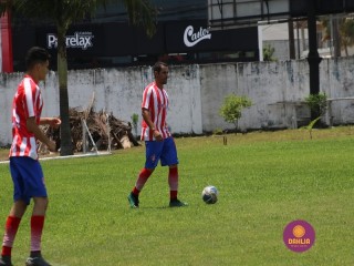 
<a style='margin-left: 5px;' class='btn btn-xs btn-social btn-facebook' href='https://www.facebook.com/sharer/sharer.php?u=https://www.boladovale.com.br/imgs/800-800-90/conteudo/fotos/1346/img5041.jpg' rel='popup' data-width='500' data-height='400'><i class='fa fa-facebook'></i>Compartilhar <span class='hidden-xs'>no Facebook</span>
</a> 
<a class='btn btn-default btn-xs' target='_blank' href='imgs/800-800-90/conteudo/fotos/1346/img5041.jpg'>
<span class='glyphicon glyphicon-cloud-download'></span> Salvar
</a> 
<span></span>