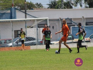
<a style='margin-left: 5px;' class='btn btn-xs btn-social btn-facebook' href='https://www.facebook.com/sharer/sharer.php?u=https://www.boladovale.com.br/imgs/800-800-90/conteudo/fotos/1347/img5150.jpg' rel='popup' data-width='500' data-height='400'><i class='fa fa-facebook'></i>Compartilhar <span class='hidden-xs'>no Facebook</span>
</a> 
<a class='btn btn-default btn-xs' target='_blank' href='imgs/800-800-90/conteudo/fotos/1347/img5150.jpg'>
<span class='glyphicon glyphicon-cloud-download'></span> Salvar
</a> 
<span></span>