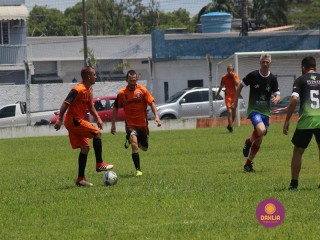 
<a style='margin-left: 5px;' class='btn btn-xs btn-social btn-facebook' href='https://www.facebook.com/sharer/sharer.php?u=https://www.boladovale.com.br/imgs/800-800-90/conteudo/fotos/1347/img5152.jpg' rel='popup' data-width='500' data-height='400'><i class='fa fa-facebook'></i>Compartilhar <span class='hidden-xs'>no Facebook</span>
</a> 
<a class='btn btn-default btn-xs' target='_blank' href='imgs/800-800-90/conteudo/fotos/1347/img5152.jpg'>
<span class='glyphicon glyphicon-cloud-download'></span> Salvar
</a> 
<span></span>