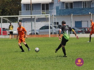 
<a style='margin-left: 5px;' class='btn btn-xs btn-social btn-facebook' href='https://www.facebook.com/sharer/sharer.php?u=https://www.boladovale.com.br/imgs/800-800-90/conteudo/fotos/1347/img5156.jpg' rel='popup' data-width='500' data-height='400'><i class='fa fa-facebook'></i>Compartilhar <span class='hidden-xs'>no Facebook</span>
</a> 
<a class='btn btn-default btn-xs' target='_blank' href='imgs/800-800-90/conteudo/fotos/1347/img5156.jpg'>
<span class='glyphicon glyphicon-cloud-download'></span> Salvar
</a> 
<span></span>