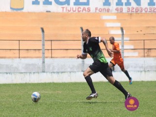 
<a style='margin-left: 5px;' class='btn btn-xs btn-social btn-facebook' href='https://www.facebook.com/sharer/sharer.php?u=https://www.boladovale.com.br/imgs/800-800-90/conteudo/fotos/1347/img5217.jpg' rel='popup' data-width='500' data-height='400'><i class='fa fa-facebook'></i>Compartilhar <span class='hidden-xs'>no Facebook</span>
</a> 
<a class='btn btn-default btn-xs' target='_blank' href='imgs/800-800-90/conteudo/fotos/1347/img5217.jpg'>
<span class='glyphicon glyphicon-cloud-download'></span> Salvar
</a> 
<span></span>