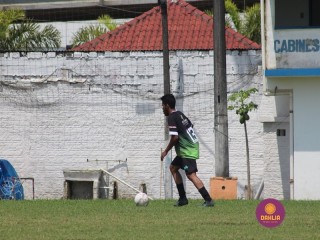 
<a style='margin-left: 5px;' class='btn btn-xs btn-social btn-facebook' href='https://www.facebook.com/sharer/sharer.php?u=https://www.boladovale.com.br/imgs/800-800-90/conteudo/fotos/1347/img5251.jpg' rel='popup' data-width='500' data-height='400'><i class='fa fa-facebook'></i>Compartilhar <span class='hidden-xs'>no Facebook</span>
</a> 
<a class='btn btn-default btn-xs' target='_blank' href='imgs/800-800-90/conteudo/fotos/1347/img5251.jpg'>
<span class='glyphicon glyphicon-cloud-download'></span> Salvar
</a> 
<span></span>