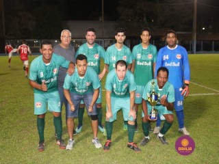 
<a style='margin-left: 5px;' class='btn btn-xs btn-social btn-facebook' href='https://www.facebook.com/sharer/sharer.php?u=https://www.boladovale.com.br/imgs/800-800-90/conteudo/fotos/1348/img6946.jpg' rel='popup' data-width='500' data-height='400'><i class='fa fa-facebook'></i>Compartilhar <span class='hidden-xs'>no Facebook</span>
</a> 
<a class='btn btn-default btn-xs' target='_blank' href='imgs/800-800-90/conteudo/fotos/1348/img6946.jpg'>
<span class='glyphicon glyphicon-cloud-download'></span> Salvar
</a> 
<span></span>