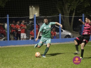 
<a style='margin-left: 5px;' class='btn btn-xs btn-social btn-facebook' href='https://www.facebook.com/sharer/sharer.php?u=https://www.boladovale.com.br/imgs/800-800-90/conteudo/fotos/1348/mg6892.jpg' rel='popup' data-width='500' data-height='400'><i class='fa fa-facebook'></i>Compartilhar <span class='hidden-xs'>no Facebook</span>
</a> 
<a class='btn btn-default btn-xs' target='_blank' href='imgs/800-800-90/conteudo/fotos/1348/mg6892.jpg'>
<span class='glyphicon glyphicon-cloud-download'></span> Salvar
</a> 
<span></span>
