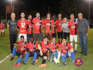 
<a style='margin-left: 5px;' class='btn btn-xs btn-social btn-facebook' href='https://www.facebook.com/sharer/sharer.php?u=https://www.boladovale.com.br/imgs/800-800-90/conteudo/fotos/1349/img7170.jpg' rel='popup' data-width='500' data-height='400'><i class='fa fa-facebook'></i>Compartilhar <span class='hidden-xs'>no Facebook</span>
</a> 
<a class='btn btn-default btn-xs' target='_blank' href='imgs/800-800-90/conteudo/fotos/1349/img7170.jpg'>
<span class='glyphicon glyphicon-cloud-download'></span> Salvar
</a> 
<span></span>
