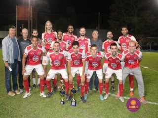 
<a style='margin-left: 5px;' class='btn btn-xs btn-social btn-facebook' href='https://www.facebook.com/sharer/sharer.php?u=https://www.boladovale.com.br/imgs/800-800-90/conteudo/fotos/1349/img7180.jpg' rel='popup' data-width='500' data-height='400'><i class='fa fa-facebook'></i>Compartilhar <span class='hidden-xs'>no Facebook</span>
</a> 
<a class='btn btn-default btn-xs' target='_blank' href='imgs/800-800-90/conteudo/fotos/1349/img7180.jpg'>
<span class='glyphicon glyphicon-cloud-download'></span> Salvar
</a> 
<span></span>