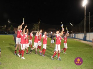 
<a style='margin-left: 5px;' class='btn btn-xs btn-social btn-facebook' href='https://www.facebook.com/sharer/sharer.php?u=https://www.boladovale.com.br/imgs/800-800-90/conteudo/fotos/1349/img7182.jpg' rel='popup' data-width='500' data-height='400'><i class='fa fa-facebook'></i>Compartilhar <span class='hidden-xs'>no Facebook</span>
</a> 
<a class='btn btn-default btn-xs' target='_blank' href='imgs/800-800-90/conteudo/fotos/1349/img7182.jpg'>
<span class='glyphicon glyphicon-cloud-download'></span> Salvar
</a> 
<span></span>