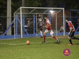 
<a style='margin-left: 5px;' class='btn btn-xs btn-social btn-facebook' href='https://www.facebook.com/sharer/sharer.php?u=https://www.boladovale.com.br/imgs/800-800-90/conteudo/fotos/1349/mg7040.jpg' rel='popup' data-width='500' data-height='400'><i class='fa fa-facebook'></i>Compartilhar <span class='hidden-xs'>no Facebook</span>
</a> 
<a class='btn btn-default btn-xs' target='_blank' href='imgs/800-800-90/conteudo/fotos/1349/mg7040.jpg'>
<span class='glyphicon glyphicon-cloud-download'></span> Salvar
</a> 
<span></span>