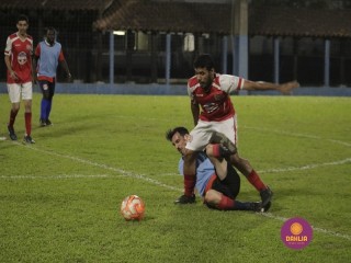 
<a style='margin-left: 5px;' class='btn btn-xs btn-social btn-facebook' href='https://www.facebook.com/sharer/sharer.php?u=https://www.boladovale.com.br/imgs/800-800-90/conteudo/fotos/1349/mg7071.jpg' rel='popup' data-width='500' data-height='400'><i class='fa fa-facebook'></i>Compartilhar <span class='hidden-xs'>no Facebook</span>
</a> 
<a class='btn btn-default btn-xs' target='_blank' href='imgs/800-800-90/conteudo/fotos/1349/mg7071.jpg'>
<span class='glyphicon glyphicon-cloud-download'></span> Salvar
</a> 
<span></span>