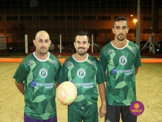 
<a style='margin-left: 5px;' class='btn btn-xs btn-social btn-facebook' href='https://www.facebook.com/sharer/sharer.php?u=https://www.boladovale.com.br/imgs/800-800-90/conteudo/fotos/1350/img7255.jpg' rel='popup' data-width='500' data-height='400'><i class='fa fa-facebook'></i>Compartilhar <span class='hidden-xs'>no Facebook</span>
</a> 
<a class='btn btn-default btn-xs' target='_blank' href='imgs/800-800-90/conteudo/fotos/1350/img7255.jpg'>
<span class='glyphicon glyphicon-cloud-download'></span> Salvar
</a> 
<span></span>