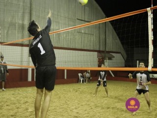 
<a style='margin-left: 5px;' class='btn btn-xs btn-social btn-facebook' href='https://www.facebook.com/sharer/sharer.php?u=https://www.boladovale.com.br/imgs/800-800-90/conteudo/fotos/1351/mg7346.jpg' rel='popup' data-width='500' data-height='400'><i class='fa fa-facebook'></i>Compartilhar <span class='hidden-xs'>no Facebook</span>
</a> 
<a class='btn btn-default btn-xs' target='_blank' href='imgs/800-800-90/conteudo/fotos/1351/mg7346.jpg'>
<span class='glyphicon glyphicon-cloud-download'></span> Salvar
</a> 
<span></span>