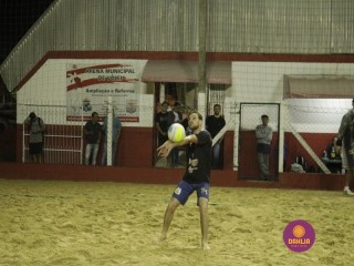 
<a style='margin-left: 5px;' class='btn btn-xs btn-social btn-facebook' href='https://www.facebook.com/sharer/sharer.php?u=https://www.boladovale.com.br/imgs/800-800-90/conteudo/fotos/1351/mg7350.jpg' rel='popup' data-width='500' data-height='400'><i class='fa fa-facebook'></i>Compartilhar <span class='hidden-xs'>no Facebook</span>
</a> 
<a class='btn btn-default btn-xs' target='_blank' href='imgs/800-800-90/conteudo/fotos/1351/mg7350.jpg'>
<span class='glyphicon glyphicon-cloud-download'></span> Salvar
</a> 
<span></span>