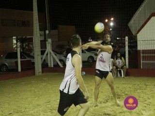 
<a style='margin-left: 5px;' class='btn btn-xs btn-social btn-facebook' href='https://www.facebook.com/sharer/sharer.php?u=https://www.boladovale.com.br/imgs/800-800-90/conteudo/fotos/1351/mg7371.jpg' rel='popup' data-width='500' data-height='400'><i class='fa fa-facebook'></i>Compartilhar <span class='hidden-xs'>no Facebook</span>
</a> 
<a class='btn btn-default btn-xs' target='_blank' href='imgs/800-800-90/conteudo/fotos/1351/mg7371.jpg'>
<span class='glyphicon glyphicon-cloud-download'></span> Salvar
</a> 
<span></span>