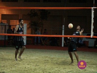 
<a style='margin-left: 5px;' class='btn btn-xs btn-social btn-facebook' href='https://www.facebook.com/sharer/sharer.php?u=https://www.boladovale.com.br/imgs/800-800-90/conteudo/fotos/1353/img8034.jpg' rel='popup' data-width='500' data-height='400'><i class='fa fa-facebook'></i>Compartilhar <span class='hidden-xs'>no Facebook</span>
</a> 
<a class='btn btn-default btn-xs' target='_blank' href='imgs/800-800-90/conteudo/fotos/1353/img8034.jpg'>
<span class='glyphicon glyphicon-cloud-download'></span> Salvar
</a> 
<span></span>