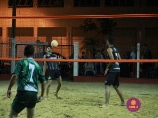 
<a style='margin-left: 5px;' class='btn btn-xs btn-social btn-facebook' href='https://www.facebook.com/sharer/sharer.php?u=https://www.boladovale.com.br/imgs/800-800-90/conteudo/fotos/1353/img8059.jpg' rel='popup' data-width='500' data-height='400'><i class='fa fa-facebook'></i>Compartilhar <span class='hidden-xs'>no Facebook</span>
</a> 
<a class='btn btn-default btn-xs' target='_blank' href='imgs/800-800-90/conteudo/fotos/1353/img8059.jpg'>
<span class='glyphicon glyphicon-cloud-download'></span> Salvar
</a> 
<span></span>