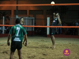 
<a style='margin-left: 5px;' class='btn btn-xs btn-social btn-facebook' href='https://www.facebook.com/sharer/sharer.php?u=https://www.boladovale.com.br/imgs/800-800-90/conteudo/fotos/1353/img8060.jpg' rel='popup' data-width='500' data-height='400'><i class='fa fa-facebook'></i>Compartilhar <span class='hidden-xs'>no Facebook</span>
</a> 
<a class='btn btn-default btn-xs' target='_blank' href='imgs/800-800-90/conteudo/fotos/1353/img8060.jpg'>
<span class='glyphicon glyphicon-cloud-download'></span> Salvar
</a> 
<span></span>