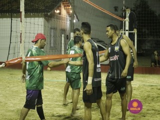 
<a style='margin-left: 5px;' class='btn btn-xs btn-social btn-facebook' href='https://www.facebook.com/sharer/sharer.php?u=https://www.boladovale.com.br/imgs/800-800-90/conteudo/fotos/1353/mg7407.jpg' rel='popup' data-width='500' data-height='400'><i class='fa fa-facebook'></i>Compartilhar <span class='hidden-xs'>no Facebook</span>
</a> 
<a class='btn btn-default btn-xs' target='_blank' href='imgs/800-800-90/conteudo/fotos/1353/mg7407.jpg'>
<span class='glyphicon glyphicon-cloud-download'></span> Salvar
</a> 
<span></span>