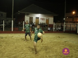 
<a style='margin-left: 5px;' class='btn btn-xs btn-social btn-facebook' href='https://www.facebook.com/sharer/sharer.php?u=https://www.boladovale.com.br/imgs/800-800-90/conteudo/fotos/1353/mg7488.jpg' rel='popup' data-width='500' data-height='400'><i class='fa fa-facebook'></i>Compartilhar <span class='hidden-xs'>no Facebook</span>
</a> 
<a class='btn btn-default btn-xs' target='_blank' href='imgs/800-800-90/conteudo/fotos/1353/mg7488.jpg'>
<span class='glyphicon glyphicon-cloud-download'></span> Salvar
</a> 
<span></span>