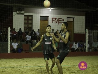 
<a style='margin-left: 5px;' class='btn btn-xs btn-social btn-facebook' href='https://www.facebook.com/sharer/sharer.php?u=https://www.boladovale.com.br/imgs/800-800-90/conteudo/fotos/1353/mg7498.jpg' rel='popup' data-width='500' data-height='400'><i class='fa fa-facebook'></i>Compartilhar <span class='hidden-xs'>no Facebook</span>
</a> 
<a class='btn btn-default btn-xs' target='_blank' href='imgs/800-800-90/conteudo/fotos/1353/mg7498.jpg'>
<span class='glyphicon glyphicon-cloud-download'></span> Salvar
</a> 
<span></span>