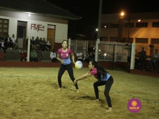 
<a style='margin-left: 5px;' class='btn btn-xs btn-social btn-facebook' href='https://www.facebook.com/sharer/sharer.php?u=https://www.boladovale.com.br/imgs/800-800-90/conteudo/fotos/1354/mg7573.jpg' rel='popup' data-width='500' data-height='400'><i class='fa fa-facebook'></i>Compartilhar <span class='hidden-xs'>no Facebook</span>
</a> 
<a class='btn btn-default btn-xs' target='_blank' href='imgs/800-800-90/conteudo/fotos/1354/mg7573.jpg'>
<span class='glyphicon glyphicon-cloud-download'></span> Salvar
</a> 
<span></span>
