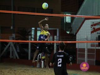 
<a style='margin-left: 5px;' class='btn btn-xs btn-social btn-facebook' href='https://www.facebook.com/sharer/sharer.php?u=https://www.boladovale.com.br/imgs/800-800-90/conteudo/fotos/1355/img8137.jpg' rel='popup' data-width='500' data-height='400'><i class='fa fa-facebook'></i>Compartilhar <span class='hidden-xs'>no Facebook</span>
</a> 
<a class='btn btn-default btn-xs' target='_blank' href='imgs/800-800-90/conteudo/fotos/1355/img8137.jpg'>
<span class='glyphicon glyphicon-cloud-download'></span> Salvar
</a> 
<span></span>