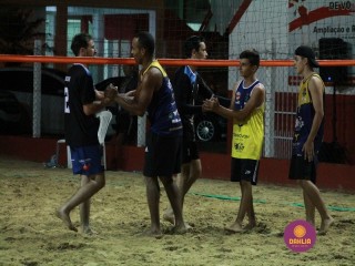 
<a style='margin-left: 5px;' class='btn btn-xs btn-social btn-facebook' href='https://www.facebook.com/sharer/sharer.php?u=https://www.boladovale.com.br/imgs/800-800-90/conteudo/fotos/1355/img8168.jpg' rel='popup' data-width='500' data-height='400'><i class='fa fa-facebook'></i>Compartilhar <span class='hidden-xs'>no Facebook</span>
</a> 
<a class='btn btn-default btn-xs' target='_blank' href='imgs/800-800-90/conteudo/fotos/1355/img8168.jpg'>
<span class='glyphicon glyphicon-cloud-download'></span> Salvar
</a> 
<span></span>