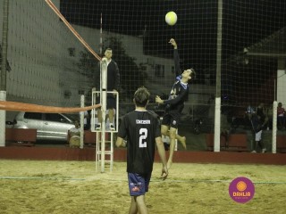 
<a style='margin-left: 5px;' class='btn btn-xs btn-social btn-facebook' href='https://www.facebook.com/sharer/sharer.php?u=https://www.boladovale.com.br/imgs/800-800-90/conteudo/fotos/1355/mg7647.jpg' rel='popup' data-width='500' data-height='400'><i class='fa fa-facebook'></i>Compartilhar <span class='hidden-xs'>no Facebook</span>
</a> 
<a class='btn btn-default btn-xs' target='_blank' href='imgs/800-800-90/conteudo/fotos/1355/mg7647.jpg'>
<span class='glyphicon glyphicon-cloud-download'></span> Salvar
</a> 
<span></span>
