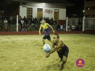 
<a style='margin-left: 5px;' class='btn btn-xs btn-social btn-facebook' href='https://www.facebook.com/sharer/sharer.php?u=https://www.boladovale.com.br/imgs/800-800-90/conteudo/fotos/1355/mg7698.jpg' rel='popup' data-width='500' data-height='400'><i class='fa fa-facebook'></i>Compartilhar <span class='hidden-xs'>no Facebook</span>
</a> 
<a class='btn btn-default btn-xs' target='_blank' href='imgs/800-800-90/conteudo/fotos/1355/mg7698.jpg'>
<span class='glyphicon glyphicon-cloud-download'></span> Salvar
</a> 
<span></span>