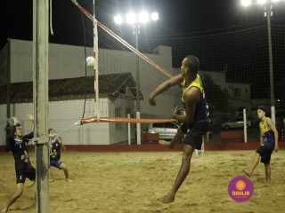 
<a style='margin-left: 5px;' class='btn btn-xs btn-social btn-facebook' href='https://www.facebook.com/sharer/sharer.php?u=https://www.boladovale.com.br/imgs/800-800-90/conteudo/fotos/1355/mg7700.jpg' rel='popup' data-width='500' data-height='400'><i class='fa fa-facebook'></i>Compartilhar <span class='hidden-xs'>no Facebook</span>
</a> 
<a class='btn btn-default btn-xs' target='_blank' href='imgs/800-800-90/conteudo/fotos/1355/mg7700.jpg'>
<span class='glyphicon glyphicon-cloud-download'></span> Salvar
</a> 
<span></span>