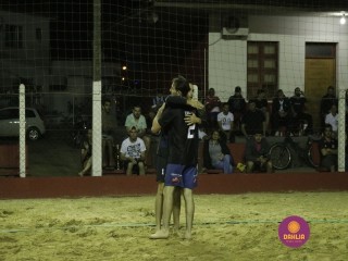 
<a style='margin-left: 5px;' class='btn btn-xs btn-social btn-facebook' href='https://www.facebook.com/sharer/sharer.php?u=https://www.boladovale.com.br/imgs/800-800-90/conteudo/fotos/1355/mg7730.jpg' rel='popup' data-width='500' data-height='400'><i class='fa fa-facebook'></i>Compartilhar <span class='hidden-xs'>no Facebook</span>
</a> 
<a class='btn btn-default btn-xs' target='_blank' href='imgs/800-800-90/conteudo/fotos/1355/mg7730.jpg'>
<span class='glyphicon glyphicon-cloud-download'></span> Salvar
</a> 
<span></span>