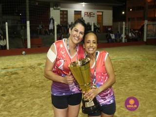 
<a style='margin-left: 5px;' class='btn btn-xs btn-social btn-facebook' href='https://www.facebook.com/sharer/sharer.php?u=https://www.boladovale.com.br/imgs/800-800-90/conteudo/fotos/1356/img7618.jpg' rel='popup' data-width='500' data-height='400'><i class='fa fa-facebook'></i>Compartilhar <span class='hidden-xs'>no Facebook</span>
</a> 
<a class='btn btn-default btn-xs' target='_blank' href='imgs/800-800-90/conteudo/fotos/1356/img7618.jpg'>
<span class='glyphicon glyphicon-cloud-download'></span> Salvar
</a> 
<span></span>