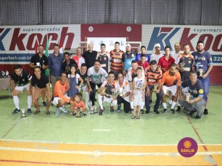 
<a style='margin-left: 5px;' class='btn btn-xs btn-social btn-facebook' href='https://www.facebook.com/sharer/sharer.php?u=https://www.boladovale.com.br/imgs/800-800-90/conteudo/fotos/1357/img7842.jpg' rel='popup' data-width='500' data-height='400'><i class='fa fa-facebook'></i>Compartilhar <span class='hidden-xs'>no Facebook</span>
</a> 
<a class='btn btn-default btn-xs' target='_blank' href='imgs/800-800-90/conteudo/fotos/1357/img7842.jpg'>
<span class='glyphicon glyphicon-cloud-download'></span> Salvar
</a> 
<span></span>