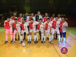 
<a style='margin-left: 5px;' class='btn btn-xs btn-social btn-facebook' href='https://www.facebook.com/sharer/sharer.php?u=https://www.boladovale.com.br/imgs/800-800-90/conteudo/fotos/1358/img7852.jpg' rel='popup' data-width='500' data-height='400'><i class='fa fa-facebook'></i>Compartilhar <span class='hidden-xs'>no Facebook</span>
</a> 
<a class='btn btn-default btn-xs' target='_blank' href='imgs/800-800-90/conteudo/fotos/1358/img7852.jpg'>
<span class='glyphicon glyphicon-cloud-download'></span> Salvar
</a> 
<span></span>