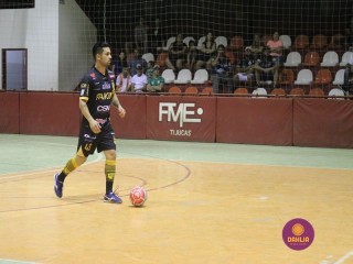 
<a style='margin-left: 5px;' class='btn btn-xs btn-social btn-facebook' href='https://www.facebook.com/sharer/sharer.php?u=https://www.boladovale.com.br/imgs/800-800-90/conteudo/fotos/1358/img7867.jpg' rel='popup' data-width='500' data-height='400'><i class='fa fa-facebook'></i>Compartilhar <span class='hidden-xs'>no Facebook</span>
</a> 
<a class='btn btn-default btn-xs' target='_blank' href='imgs/800-800-90/conteudo/fotos/1358/img7867.jpg'>
<span class='glyphicon glyphicon-cloud-download'></span> Salvar
</a> 
<span></span>