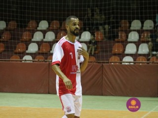 
<a style='margin-left: 5px;' class='btn btn-xs btn-social btn-facebook' href='https://www.facebook.com/sharer/sharer.php?u=https://www.boladovale.com.br/imgs/800-800-90/conteudo/fotos/1358/img7978.jpg' rel='popup' data-width='500' data-height='400'><i class='fa fa-facebook'></i>Compartilhar <span class='hidden-xs'>no Facebook</span>
</a> 
<a class='btn btn-default btn-xs' target='_blank' href='imgs/800-800-90/conteudo/fotos/1358/img7978.jpg'>
<span class='glyphicon glyphicon-cloud-download'></span> Salvar
</a> 
<span></span>