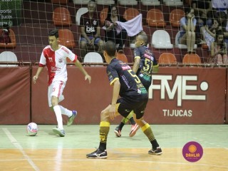 
<a style='margin-left: 5px;' class='btn btn-xs btn-social btn-facebook' href='https://www.facebook.com/sharer/sharer.php?u=https://www.boladovale.com.br/imgs/800-800-90/conteudo/fotos/1358/img7989.jpg' rel='popup' data-width='500' data-height='400'><i class='fa fa-facebook'></i>Compartilhar <span class='hidden-xs'>no Facebook</span>
</a> 
<a class='btn btn-default btn-xs' target='_blank' href='imgs/800-800-90/conteudo/fotos/1358/img7989.jpg'>
<span class='glyphicon glyphicon-cloud-download'></span> Salvar
</a> 
<span></span>