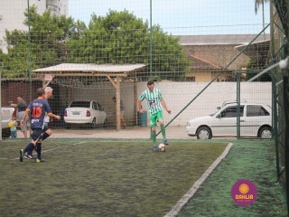 
<a style='margin-left: 5px;' class='btn btn-xs btn-social btn-facebook' href='https://www.facebook.com/sharer/sharer.php?u=https://www.boladovale.com.br/imgs/800-800-90/conteudo/fotos/1359/img8191.jpg' rel='popup' data-width='500' data-height='400'><i class='fa fa-facebook'></i>Compartilhar <span class='hidden-xs'>no Facebook</span>
</a> 
<a class='btn btn-default btn-xs' target='_blank' href='imgs/800-800-90/conteudo/fotos/1359/img8191.jpg'>
<span class='glyphicon glyphicon-cloud-download'></span> Salvar
</a> 
<span></span>