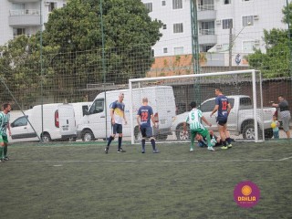 
<a style='margin-left: 5px;' class='btn btn-xs btn-social btn-facebook' href='https://www.facebook.com/sharer/sharer.php?u=https://www.boladovale.com.br/imgs/800-800-90/conteudo/fotos/1359/img8192.jpg' rel='popup' data-width='500' data-height='400'><i class='fa fa-facebook'></i>Compartilhar <span class='hidden-xs'>no Facebook</span>
</a> 
<a class='btn btn-default btn-xs' target='_blank' href='imgs/800-800-90/conteudo/fotos/1359/img8192.jpg'>
<span class='glyphicon glyphicon-cloud-download'></span> Salvar
</a> 
<span></span>