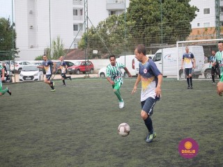 
<a style='margin-left: 5px;' class='btn btn-xs btn-social btn-facebook' href='https://www.facebook.com/sharer/sharer.php?u=https://www.boladovale.com.br/imgs/800-800-90/conteudo/fotos/1359/img8194.jpg' rel='popup' data-width='500' data-height='400'><i class='fa fa-facebook'></i>Compartilhar <span class='hidden-xs'>no Facebook</span>
</a> 
<a class='btn btn-default btn-xs' target='_blank' href='imgs/800-800-90/conteudo/fotos/1359/img8194.jpg'>
<span class='glyphicon glyphicon-cloud-download'></span> Salvar
</a> 
<span></span>