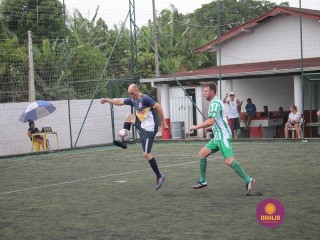 
<a style='margin-left: 5px;' class='btn btn-xs btn-social btn-facebook' href='https://www.facebook.com/sharer/sharer.php?u=https://www.boladovale.com.br/imgs/800-800-90/conteudo/fotos/1359/img8202.jpg' rel='popup' data-width='500' data-height='400'><i class='fa fa-facebook'></i>Compartilhar <span class='hidden-xs'>no Facebook</span>
</a> 
<a class='btn btn-default btn-xs' target='_blank' href='imgs/800-800-90/conteudo/fotos/1359/img8202.jpg'>
<span class='glyphicon glyphicon-cloud-download'></span> Salvar
</a> 
<span></span>