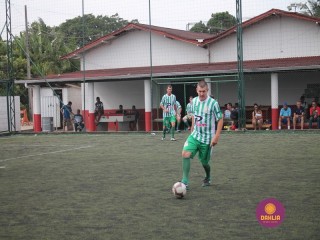 
<a style='margin-left: 5px;' class='btn btn-xs btn-social btn-facebook' href='https://www.facebook.com/sharer/sharer.php?u=https://www.boladovale.com.br/imgs/800-800-90/conteudo/fotos/1359/img8234.jpg' rel='popup' data-width='500' data-height='400'><i class='fa fa-facebook'></i>Compartilhar <span class='hidden-xs'>no Facebook</span>
</a> 
<a class='btn btn-default btn-xs' target='_blank' href='imgs/800-800-90/conteudo/fotos/1359/img8234.jpg'>
<span class='glyphicon glyphicon-cloud-download'></span> Salvar
</a> 
<span></span>