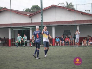 
<a style='margin-left: 5px;' class='btn btn-xs btn-social btn-facebook' href='https://www.facebook.com/sharer/sharer.php?u=https://www.boladovale.com.br/imgs/800-800-90/conteudo/fotos/1359/img8245.jpg' rel='popup' data-width='500' data-height='400'><i class='fa fa-facebook'></i>Compartilhar <span class='hidden-xs'>no Facebook</span>
</a> 
<a class='btn btn-default btn-xs' target='_blank' href='imgs/800-800-90/conteudo/fotos/1359/img8245.jpg'>
<span class='glyphicon glyphicon-cloud-download'></span> Salvar
</a> 
<span></span>