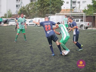 
<a style='margin-left: 5px;' class='btn btn-xs btn-social btn-facebook' href='https://www.facebook.com/sharer/sharer.php?u=https://www.boladovale.com.br/imgs/800-800-90/conteudo/fotos/1359/img8251.jpg' rel='popup' data-width='500' data-height='400'><i class='fa fa-facebook'></i>Compartilhar <span class='hidden-xs'>no Facebook</span>
</a> 
<a class='btn btn-default btn-xs' target='_blank' href='imgs/800-800-90/conteudo/fotos/1359/img8251.jpg'>
<span class='glyphicon glyphicon-cloud-download'></span> Salvar
</a> 
<span></span>