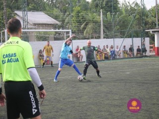 
<a style='margin-left: 5px;' class='btn btn-xs btn-social btn-facebook' href='https://www.facebook.com/sharer/sharer.php?u=https://www.boladovale.com.br/imgs/800-800-90/conteudo/fotos/1359/img8328.jpg' rel='popup' data-width='500' data-height='400'><i class='fa fa-facebook'></i>Compartilhar <span class='hidden-xs'>no Facebook</span>
</a> 
<a class='btn btn-default btn-xs' target='_blank' href='imgs/800-800-90/conteudo/fotos/1359/img8328.jpg'>
<span class='glyphicon glyphicon-cloud-download'></span> Salvar
</a> 
<span></span>