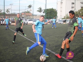 
<a style='margin-left: 5px;' class='btn btn-xs btn-social btn-facebook' href='https://www.facebook.com/sharer/sharer.php?u=https://www.boladovale.com.br/imgs/800-800-90/conteudo/fotos/1359/img8346.jpg' rel='popup' data-width='500' data-height='400'><i class='fa fa-facebook'></i>Compartilhar <span class='hidden-xs'>no Facebook</span>
</a> 
<a class='btn btn-default btn-xs' target='_blank' href='imgs/800-800-90/conteudo/fotos/1359/img8346.jpg'>
<span class='glyphicon glyphicon-cloud-download'></span> Salvar
</a> 
<span></span>