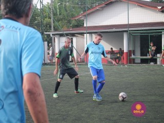 
<a style='margin-left: 5px;' class='btn btn-xs btn-social btn-facebook' href='https://www.facebook.com/sharer/sharer.php?u=https://www.boladovale.com.br/imgs/800-800-90/conteudo/fotos/1359/img8354.jpg' rel='popup' data-width='500' data-height='400'><i class='fa fa-facebook'></i>Compartilhar <span class='hidden-xs'>no Facebook</span>
</a> 
<a class='btn btn-default btn-xs' target='_blank' href='imgs/800-800-90/conteudo/fotos/1359/img8354.jpg'>
<span class='glyphicon glyphicon-cloud-download'></span> Salvar
</a> 
<span></span>