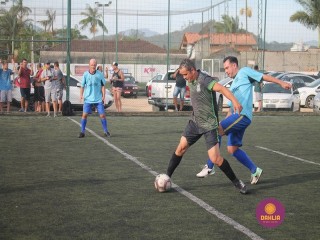 
<a style='margin-left: 5px;' class='btn btn-xs btn-social btn-facebook' href='https://www.facebook.com/sharer/sharer.php?u=https://www.boladovale.com.br/imgs/800-800-90/conteudo/fotos/1359/img8365.jpg' rel='popup' data-width='500' data-height='400'><i class='fa fa-facebook'></i>Compartilhar <span class='hidden-xs'>no Facebook</span>
</a> 
<a class='btn btn-default btn-xs' target='_blank' href='imgs/800-800-90/conteudo/fotos/1359/img8365.jpg'>
<span class='glyphicon glyphicon-cloud-download'></span> Salvar
</a> 
<span></span>