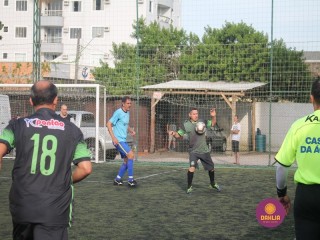 
<a style='margin-left: 5px;' class='btn btn-xs btn-social btn-facebook' href='https://www.facebook.com/sharer/sharer.php?u=https://www.boladovale.com.br/imgs/800-800-90/conteudo/fotos/1359/img8366.jpg' rel='popup' data-width='500' data-height='400'><i class='fa fa-facebook'></i>Compartilhar <span class='hidden-xs'>no Facebook</span>
</a> 
<a class='btn btn-default btn-xs' target='_blank' href='imgs/800-800-90/conteudo/fotos/1359/img8366.jpg'>
<span class='glyphicon glyphicon-cloud-download'></span> Salvar
</a> 
<span></span>