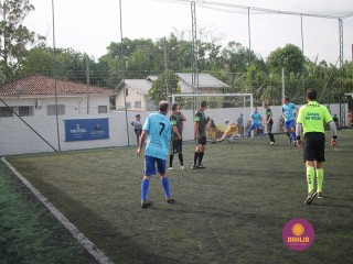 
<a style='margin-left: 5px;' class='btn btn-xs btn-social btn-facebook' href='https://www.facebook.com/sharer/sharer.php?u=https://www.boladovale.com.br/imgs/800-800-90/conteudo/fotos/1359/img8373.jpg' rel='popup' data-width='500' data-height='400'><i class='fa fa-facebook'></i>Compartilhar <span class='hidden-xs'>no Facebook</span>
</a> 
<a class='btn btn-default btn-xs' target='_blank' href='imgs/800-800-90/conteudo/fotos/1359/img8373.jpg'>
<span class='glyphicon glyphicon-cloud-download'></span> Salvar
</a> 
<span></span>